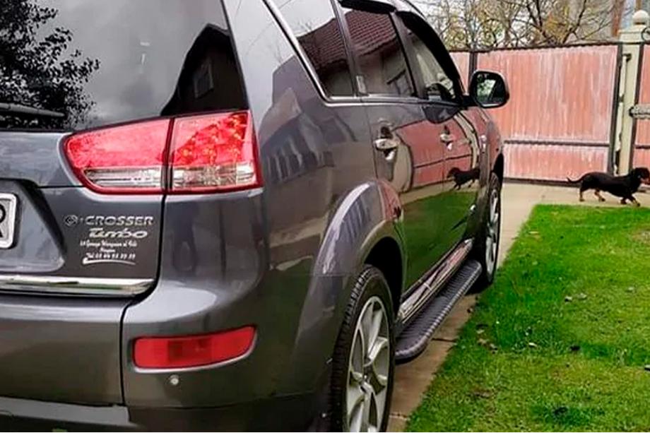 Mitsubishi Outlander 2006-2012 гг. Боковые пороги Bosphorus Grey (2 шт., алюминий) Фото 4