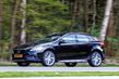 Вседорожная модификация хэтчбека Volvo V40 Cross Country фото 2