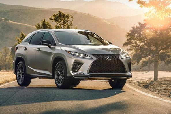 Рестайлинговая версия кроссовера Lexus RX