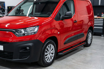 Opel Combo 2019- гг. Боковые Подножки Maya Red (2 шт., Алюминий) фото 1