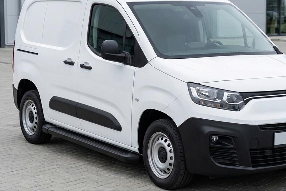 Opel Combo 2019- гг. Боковые Подножки Allmond Black (2 шт., Алюминий) Image