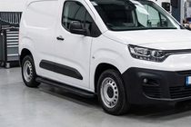 Opel Combo 2019- гг. Боковые пороги Bosphorus Black (2 шт., алюминий) фото 1