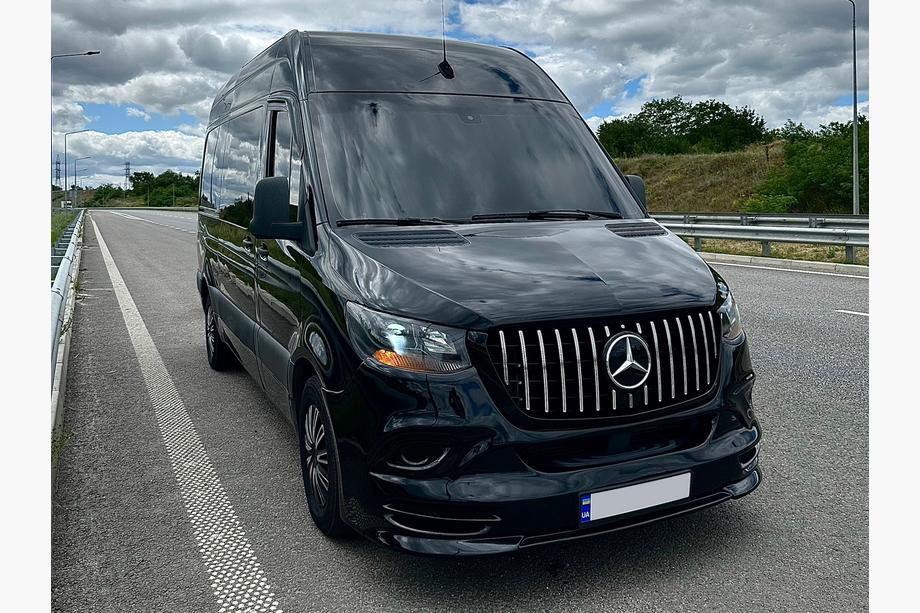 Mercedes Sprinter W907/W910 2018- гг. Накладка на передний бампер V3 (грунт под покраску) Фото 7