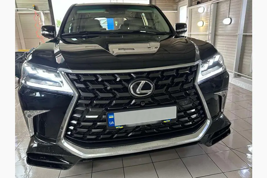 Lexus LX570/450d 2008-2022 гг. Комплект рестайлинга с модели 2008-2016 на TRD Superior (2016-2020) Фото 39