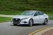 Среднеразмерный седан Nissan Altima шестого воплощения фото 11