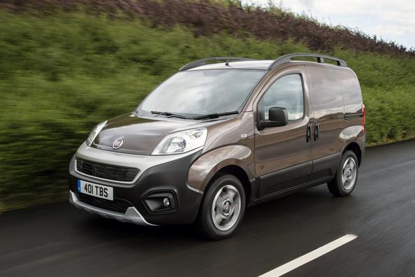 Обзор обновленного микрофургона Fiat Fiorino Cargo фото 2