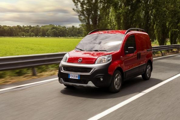 Обзор обновленного микрофургона Fiat Fiorino Cargo фото 5
