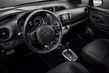 Обзор обновленного субкомпактного хэтчбека Toyota Yaris фото 9