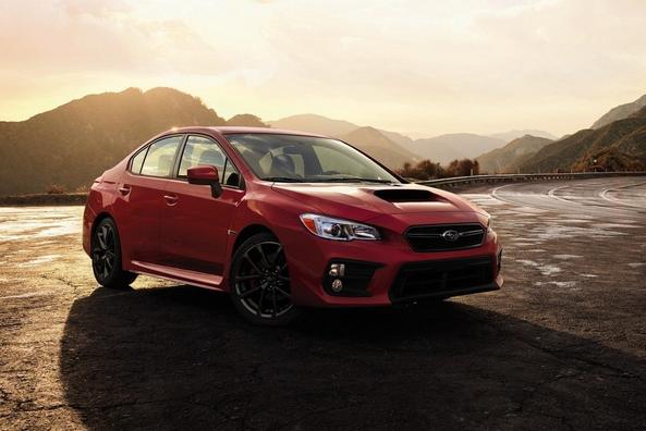 Обновленный спортивный седан Subaru WRX фото 2