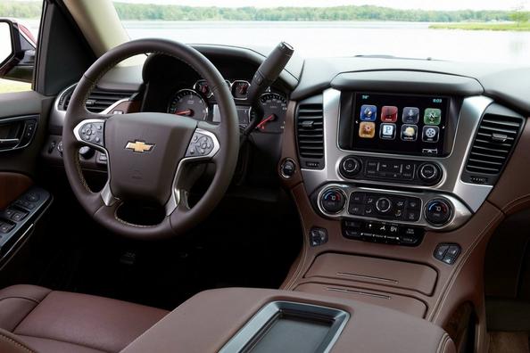 Обзор крупноразмерного внедорожника Chevrolet Suburban фото 6