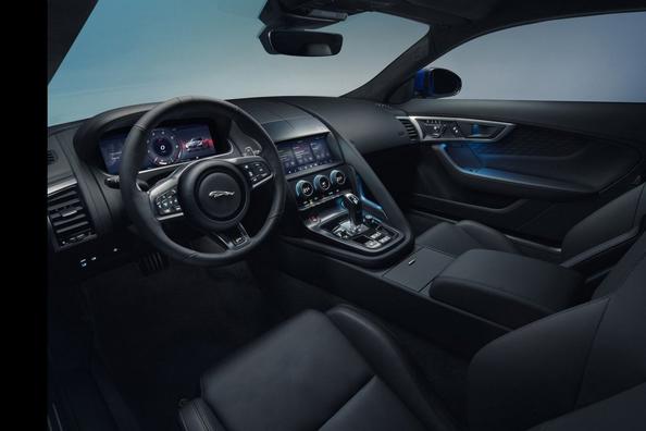 Обновленная модификация спортивного купе Jaguar F-Type Coupe фото 5