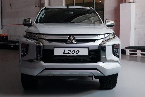 Обзор обновленного пикапа Mitsubishi L200 фото 10