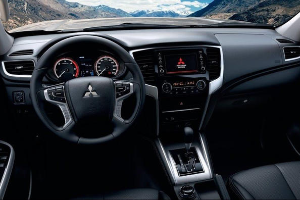 Обзор обновленного пикапа Mitsubishi L200 фото 5