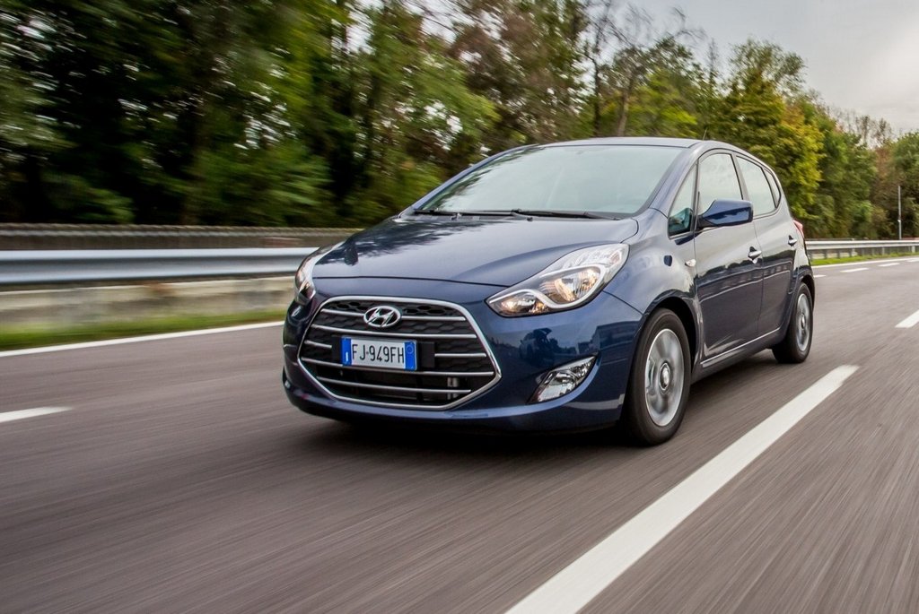 Обзор субкомпактвэна Hyundai ix20
