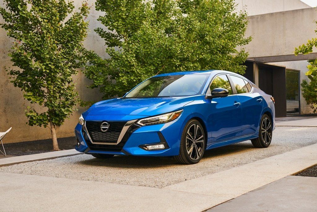 Обзор седана Nissan Sentra 2020 модельного года