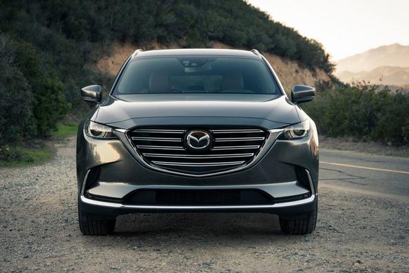 Семиместный кроссовер Mazda CX-9 второй генерации
