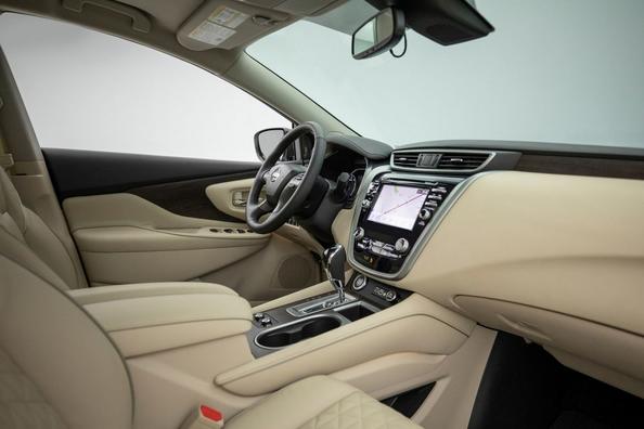 Обзор обновленного среднеразмерного кроссовера Nissan Murano фото 9
