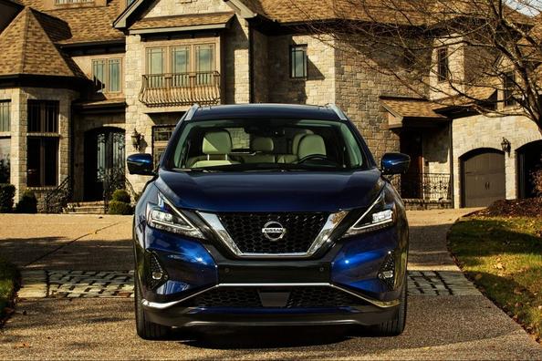 Обзор обновленного среднеразмерного кроссовера Nissan Murano фото 3