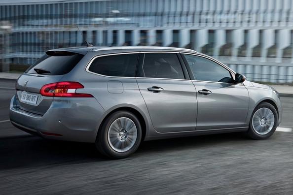 Обзор обновленного универсала Peugeot 308 SW фото 7