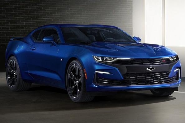 Рестайлинговая модификация спортивного купе Chevrolet Camaro фото 2