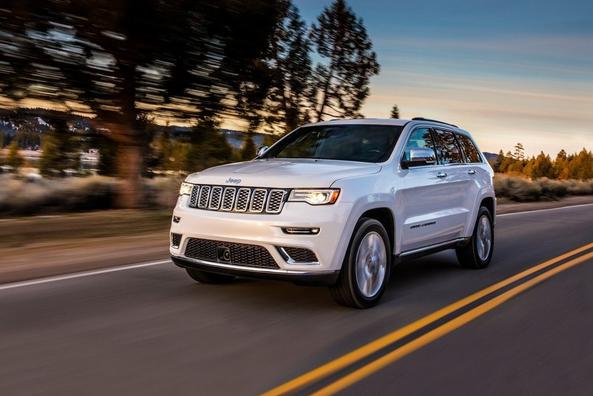 Обзор премиального внедорожника Jeep Grand Cherokee фото 10