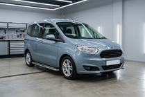 Ford Courier 2014-2023 гг. Боковые Подножки Maydos V2 (2 шт., нержавейка) фото 1