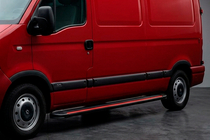 Renault Master 1998-2010 гг. Боковые Подножки Maya Red (2 шт., Алюминий) фото 1