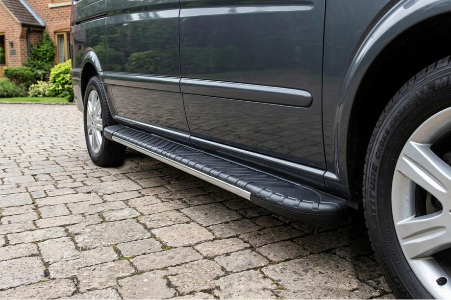 Mercedes Vito/V-class W447 2014- гг. Боковые пороги Bosphorus Grey (2 шт., алюминий) Image