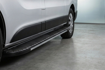 Opel Vivaro 2015-2019 гг. Боковые пороги Bosphorus Grey (2 шт., алюминий) фото 1