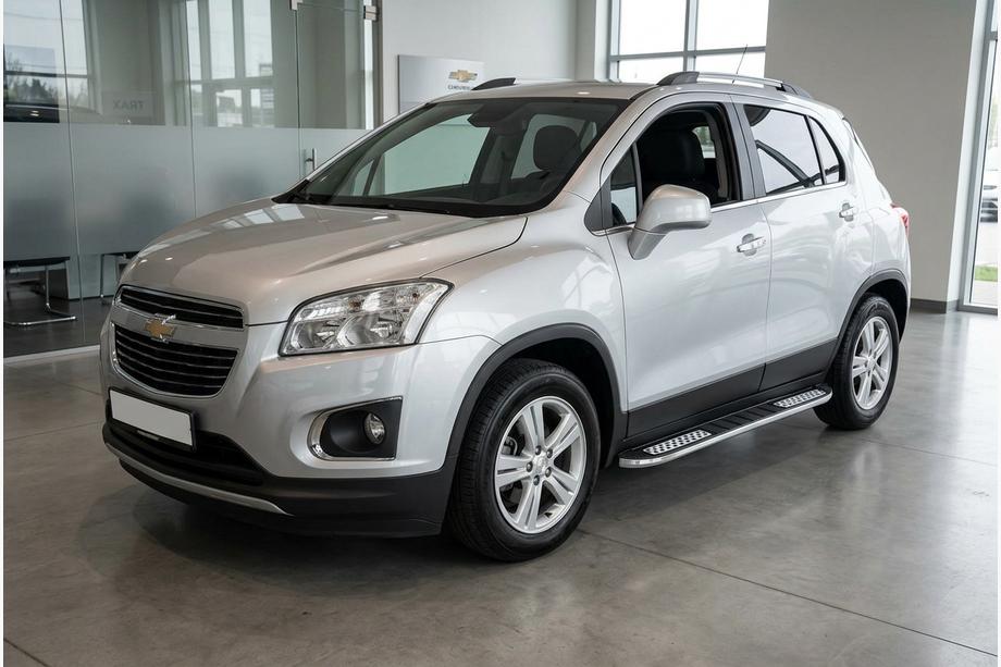 Chevrolet Trax 2012-2023 гг. Боковые Подножки Tayga V2 (2 шт., Алюминий) Image