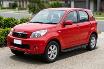Daihatsu Terios 2006-2017 гг. Боковые Подножки Tayga Black (2 шт., Алюминий) фото 1