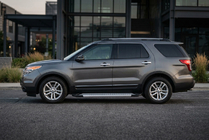 Ford Explorer 2011-2019 гг. Боковые Подножки New Vision Grey (2 шт., Алюминий) фото 1