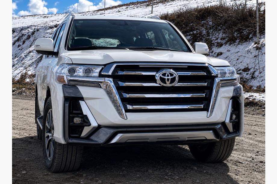Toyota Land Cruiser 200 2007-2021 гг. Полный комплект обвеса 2016↗︎ (Limgeni) Image