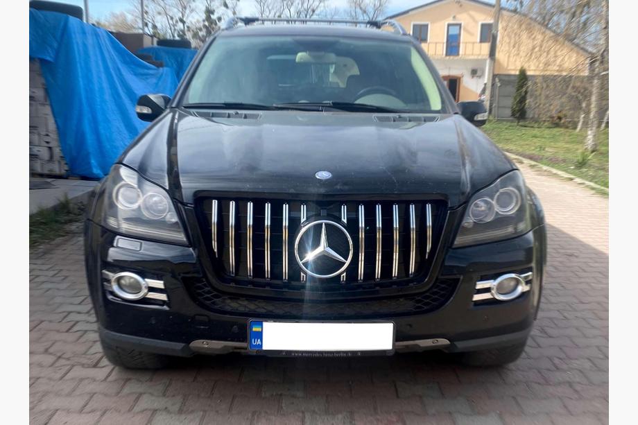 Передняя решетка GT Panamericana (для GL550 USA) Image