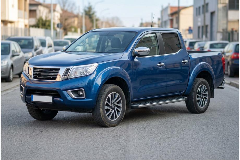 Nissan Navara/NP300 2016- гг. Боковые пороги BlackLine (2 шт., алюминий) Фото 1
