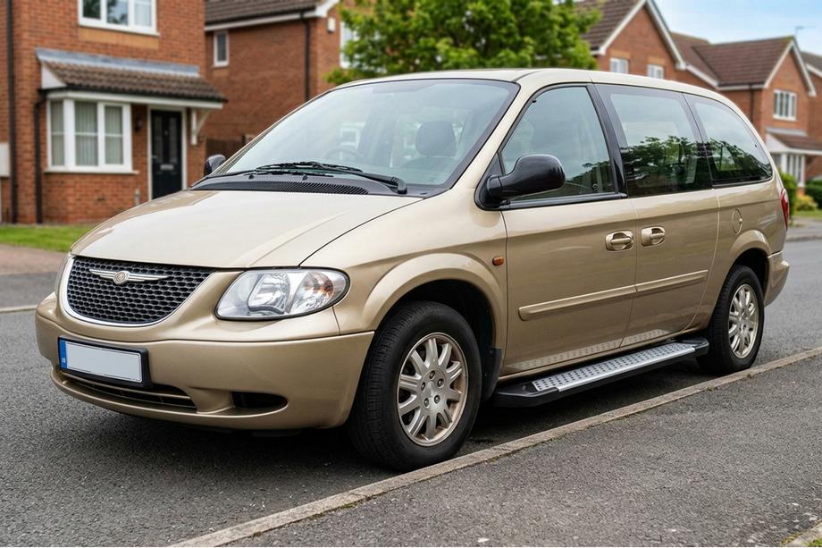Chrysler Voyager 2001-2007 гг. Боковые пороги Allmond Grey (2 шт., алюминий) Image