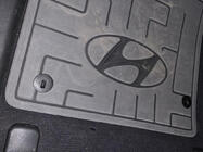 Клипса для ковриков Hyundai фото 15 Клипса для ковриков Hyundai фото 15