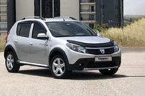Dacia Sandero 2007-2013 гг. Дефлектор капота (EuroCap) фото 4