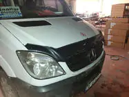 Mercedes Sprinter W906 2006–2018 гг. Дефлектор капота под карбон 2006-2013 (EuroCap) фото 4