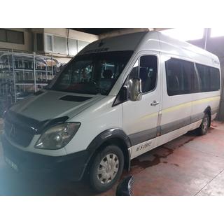 Дефлектор капота под карбон 2006-2013 (EuroCap) Mercedes Sprinter W906 2006-2018 гг. фото 2