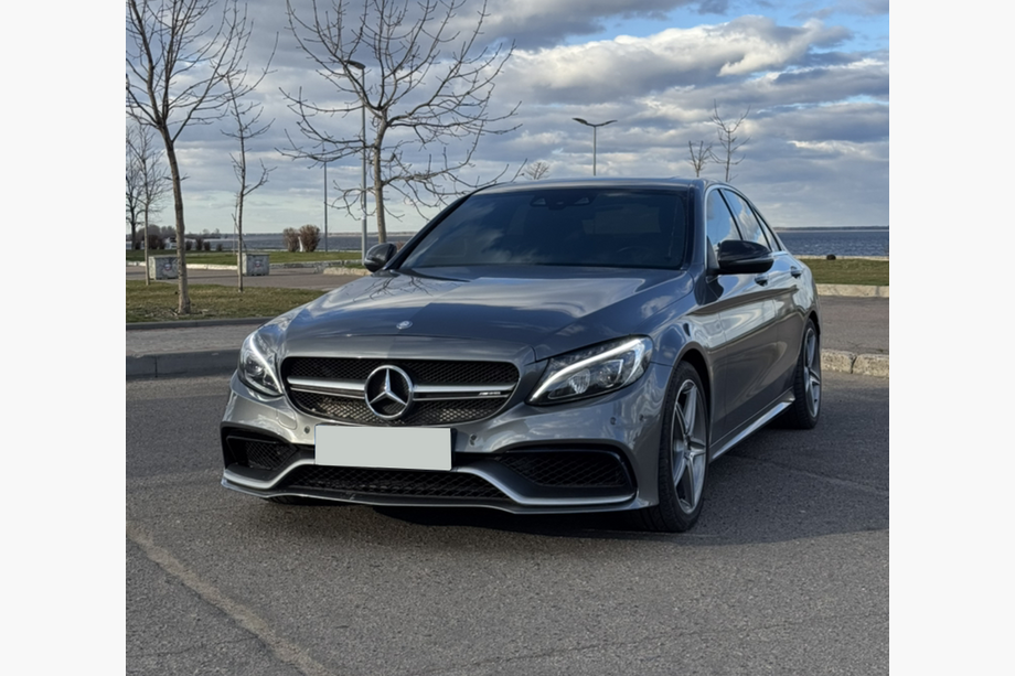 Комплект обвеса с полным задним бампером (AMG C63-designs 2014-2018) Image