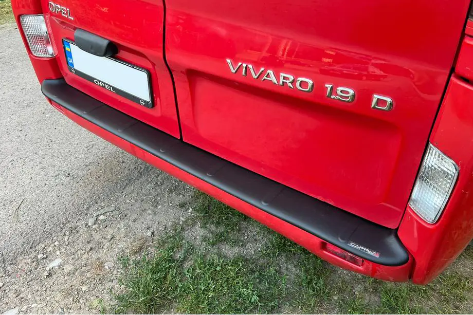 Opel Vivaro 2001–2015 гг. Накладка на задний бампер EuroCap (ABS) Фото 1