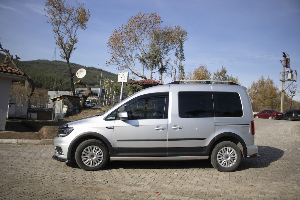 Комплект молдингів і розширювачів арок 2 двері, довга база для Volkswagen Caddy 2015-2020 рр - фото 4