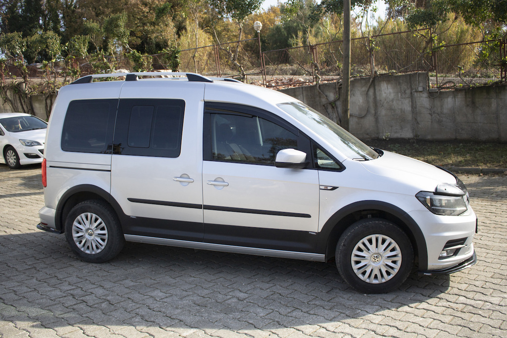 Комплект молдингів і розширювачів арок 2 двері, довга база для Volkswagen Caddy 2015-2020 рр - фото 5