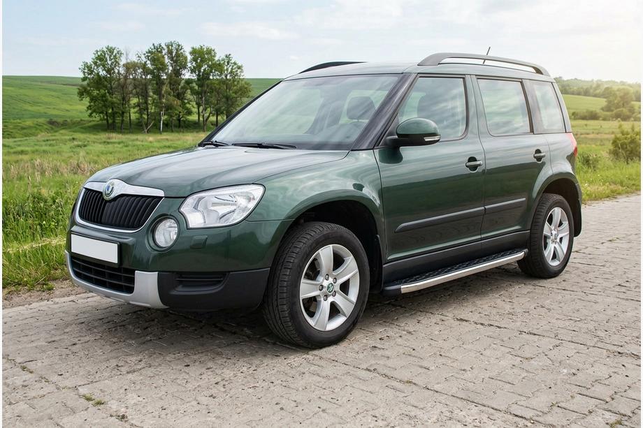 Skoda Yeti 2009-2017 гг. Боковые Подножки BlackLine (2 шт., Алюминий) Image
