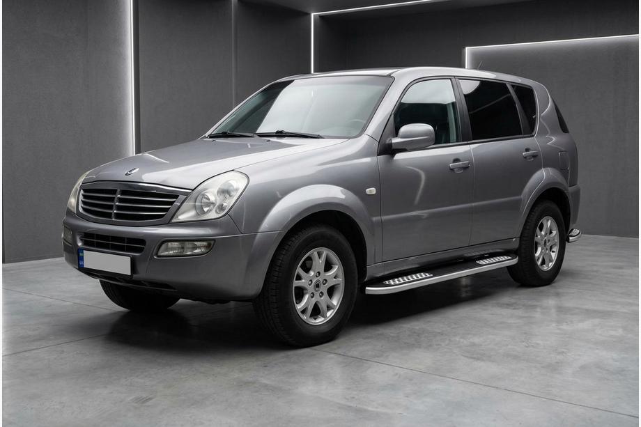 SsangYong Rexton I 2001-2017 гг. Боковые Подножки Tayga V2 (2 шт., Алюминий) Image