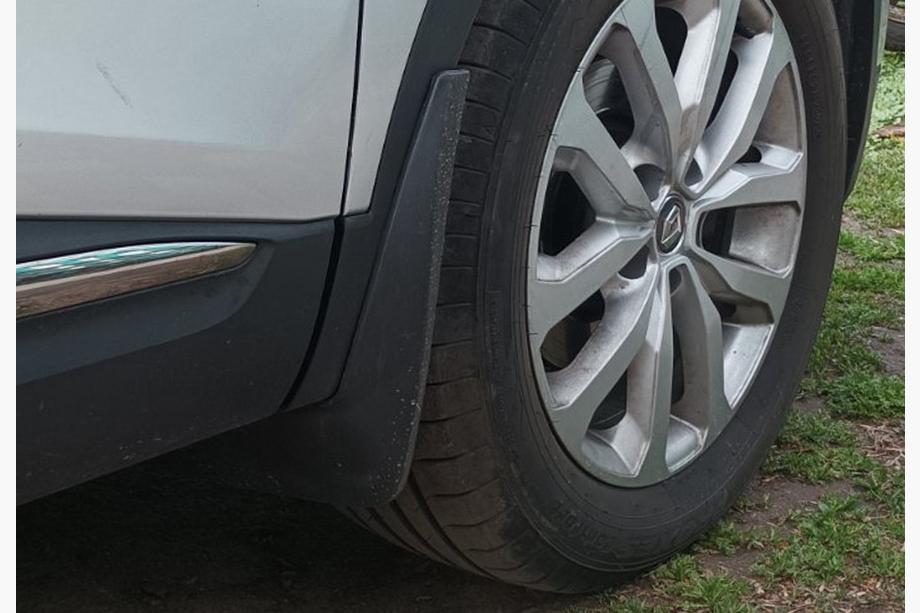 Оригинальные брызговики Premium V1 (комплект 4 шт.) Image Оригинальные брызговики Premium V1 (комплект 4 шт.) Image