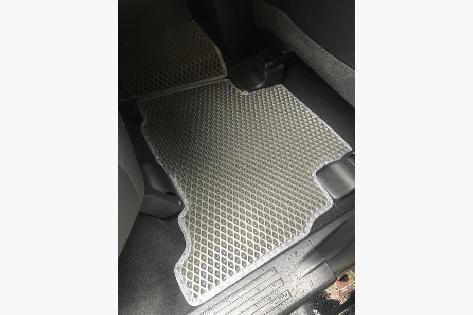 Toyota Land Cruiser Prado 150 2009-2023 гг. Коврики EVA (черные) 7-местный, 2009-2013 Фото 7