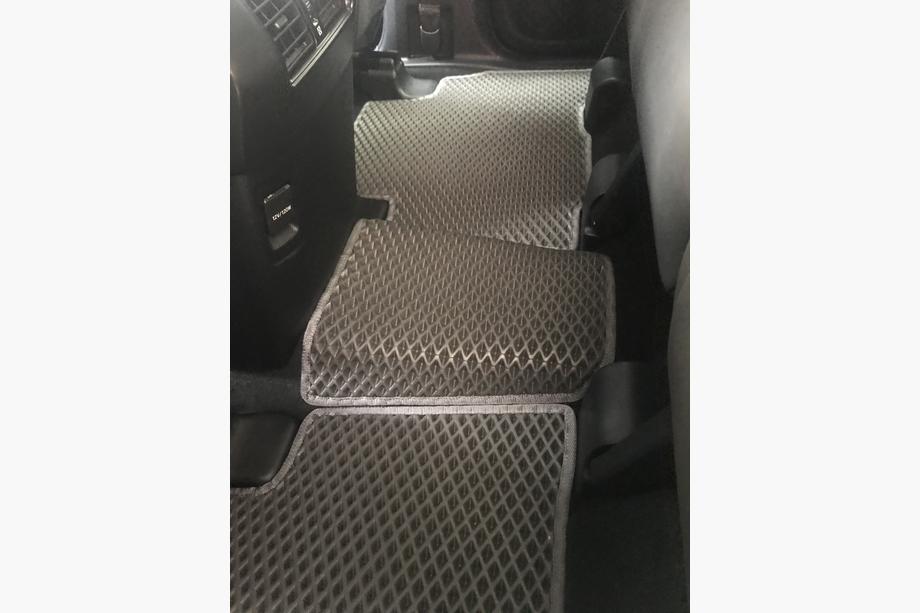 Toyota Land Cruiser Prado 150 2009-2023 гг. Коврики EVA (черные) 7-местный, 2009-2013 Фото 2