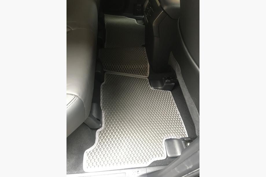 Toyota Land Cruiser Prado 150 2009-2023 гг. Коврики EVA (черные) 7-местный, 2009-2013 Фото 6